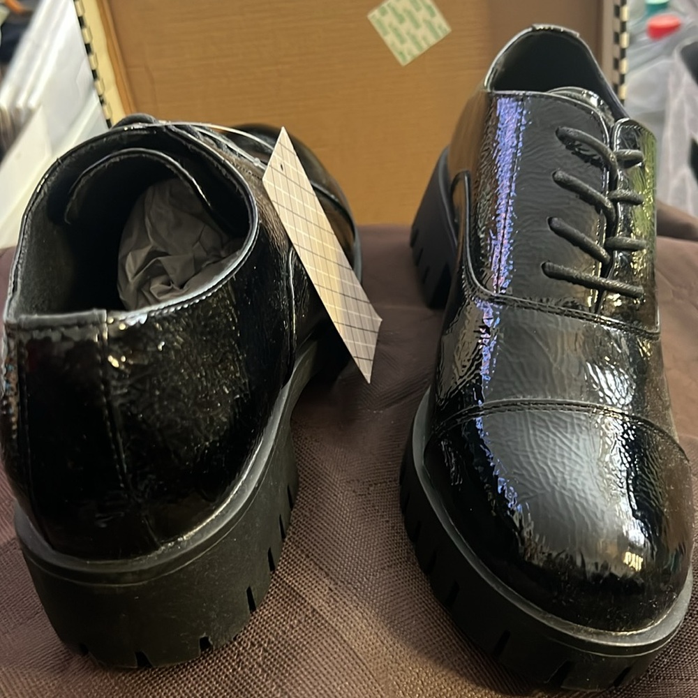 Jabasic Black Oxfords Sleek and Stylish